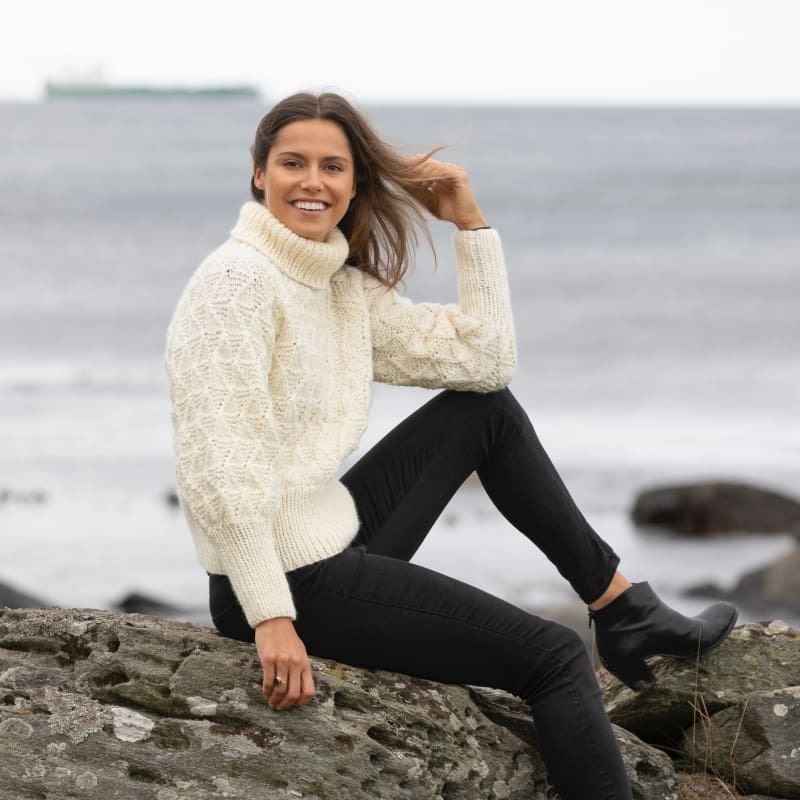 Strikk The Look: Faye-genser natur