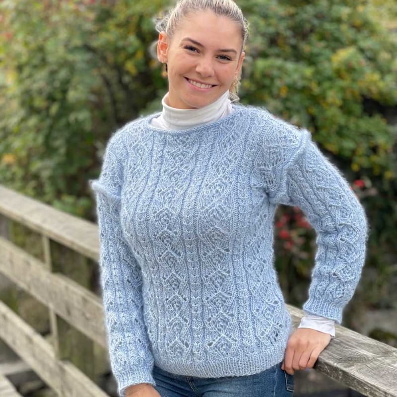 Strikk The Look: Gjende genser lys blå