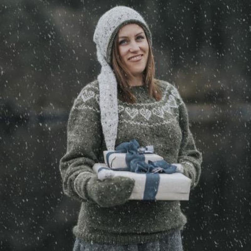 Strikk The Look: Hjerte-genser voksen oliven