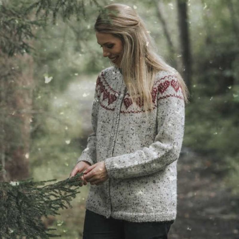 Strikk The Look: Hjerte-jakke voksen natur