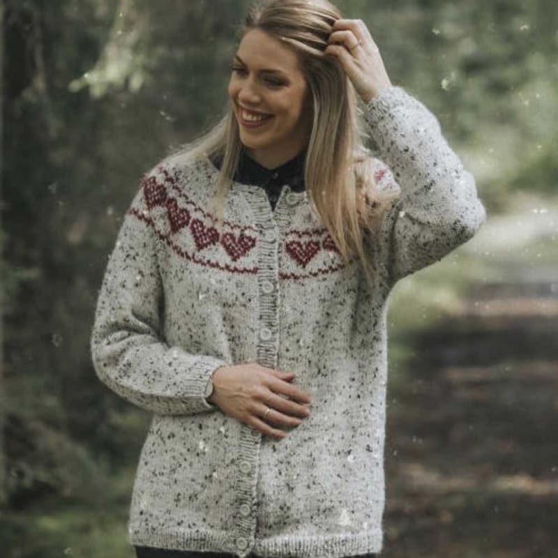 Strikk The Look: Hjerte-jakke voksen natur