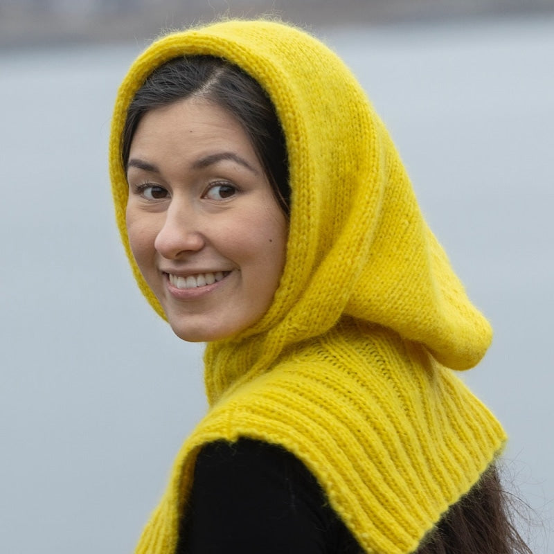 Strikk The Look: Hood-hette sitrongul