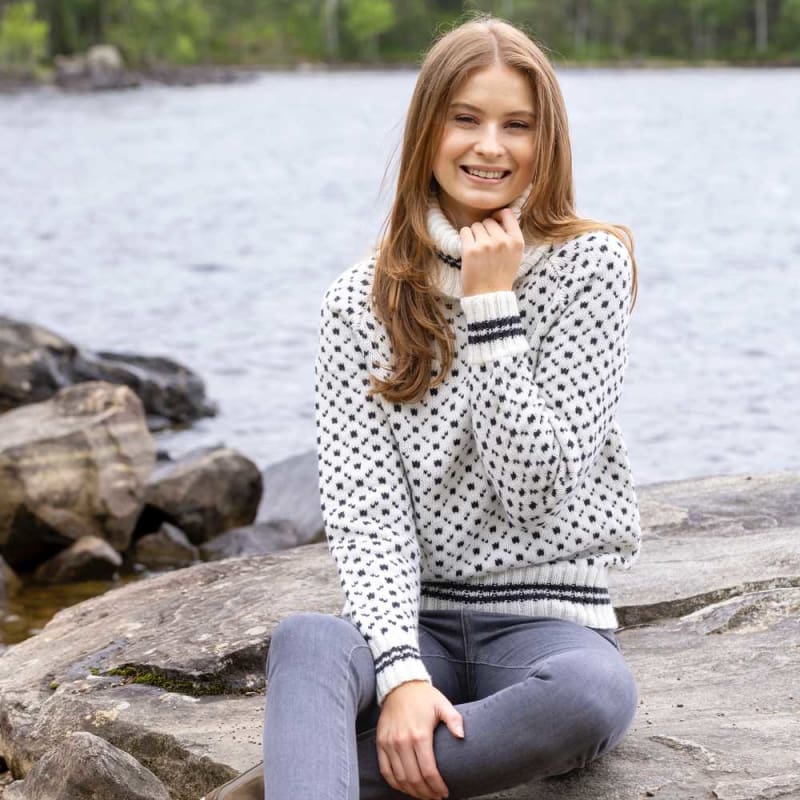 Strikk The Look: Islender hvit/koks