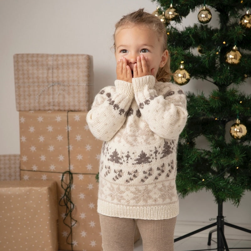 Strikk The Look: Julemysteriet-genser natur