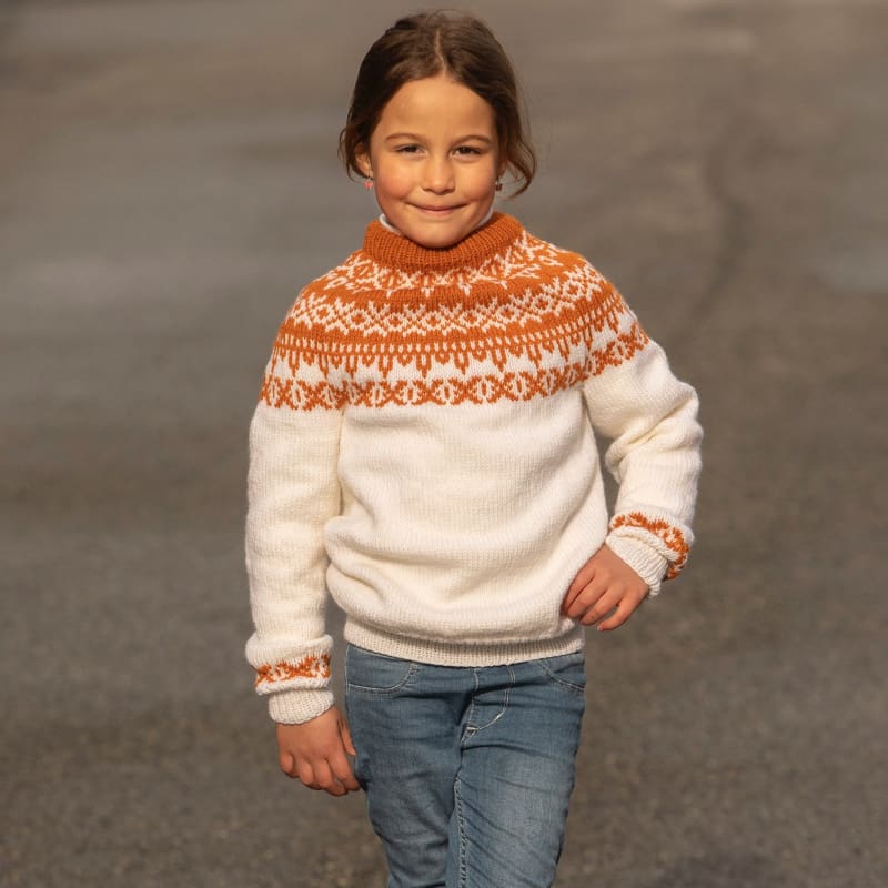 Strikk The Look: Karve-genser barn oransje