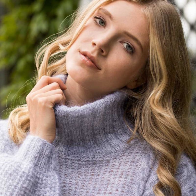 Strikk The Look: Kia-genser grå