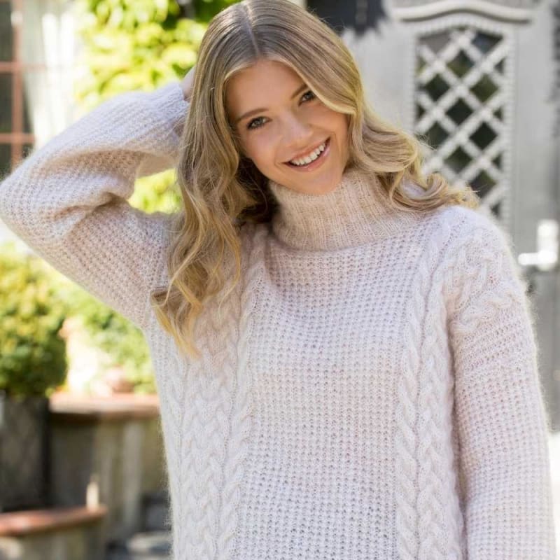 Strikk The Look: Kia-genser lys beige