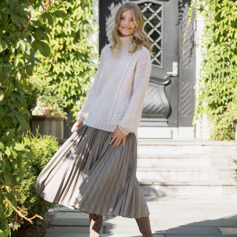 Strikk The Look: Kia-genser lys beige