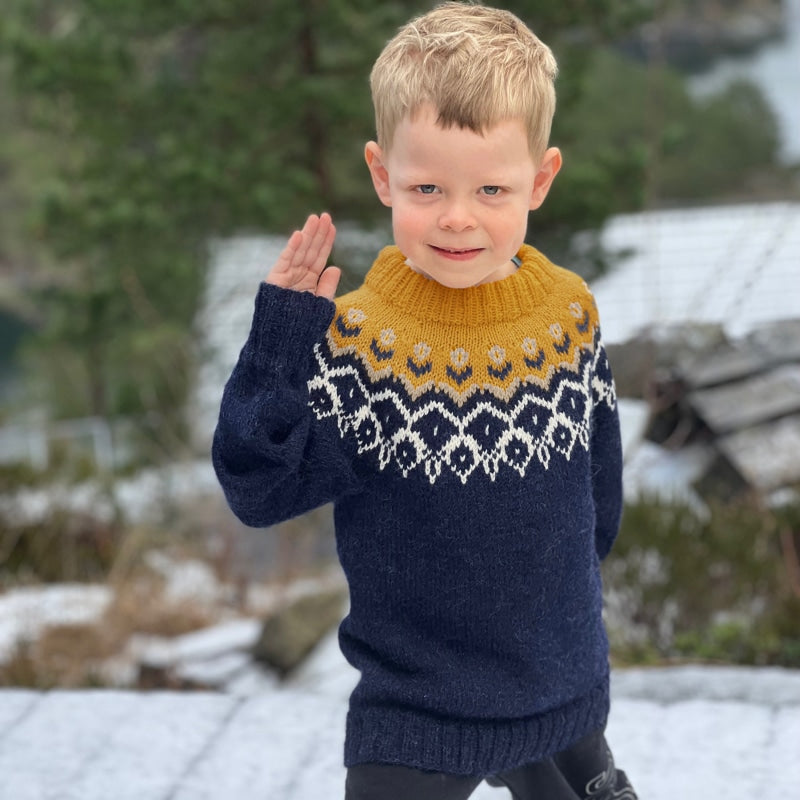 Strikk The Look: Kim- genser marine