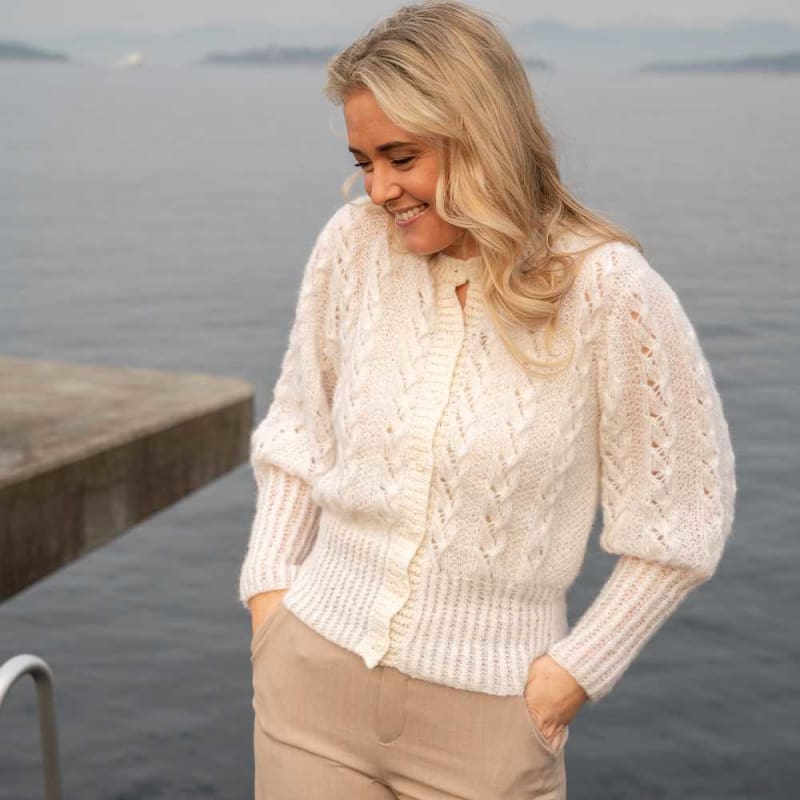 Strikk The Look: Kira cardigan hvit