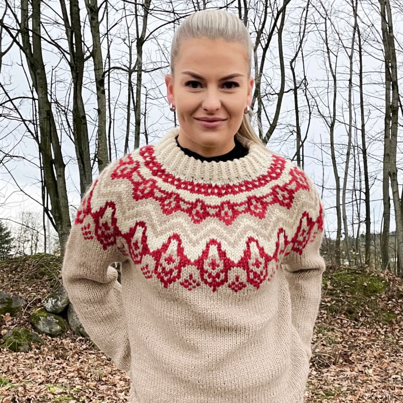 Strikk The Look: Klaki-genser beige/rød