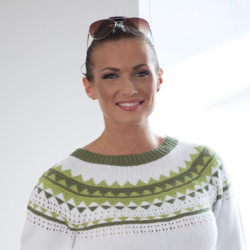 Strikk The Look: Leonora-genser