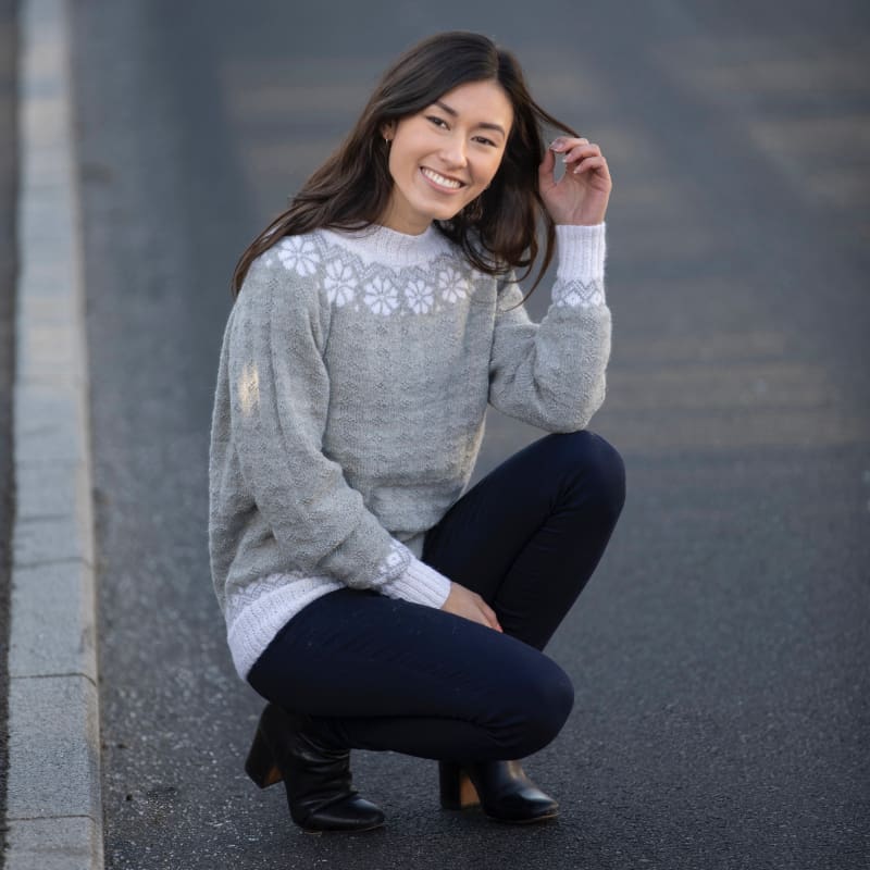 Strikk The Look: Lydia-genser grå