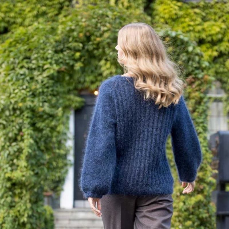 Strikk The Look: Malin-genser indigo
