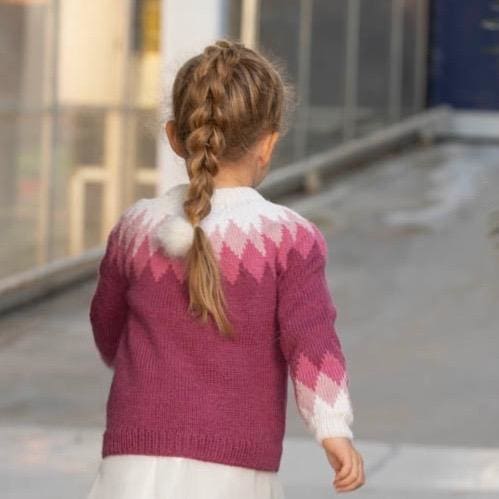 Strikk The Look: Merle-genser rosa