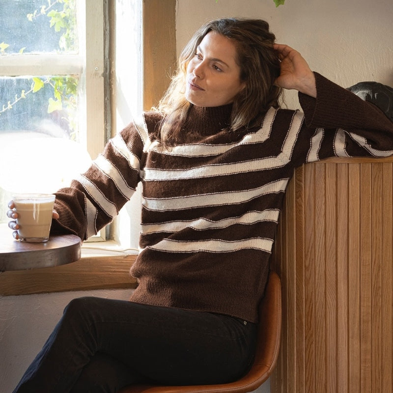 Strikk The Look: Mocha- genser brun