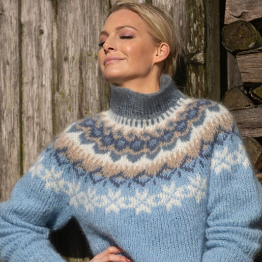 Strikk The Look: Nova-genser lys blå