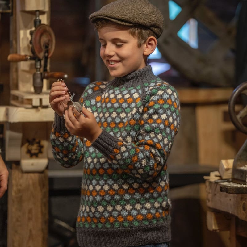 Strikk The Look: Oppfinner-genseren barn stålgrå