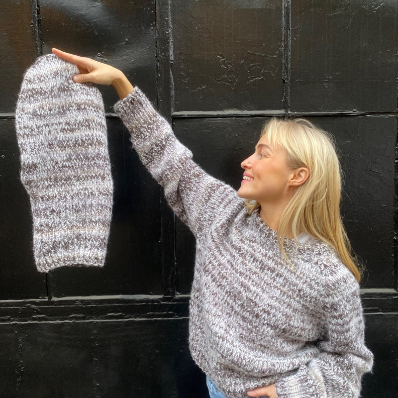 Strikk The Look: Øyunn balaklava brun