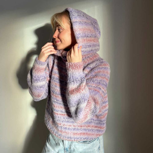 Strikk The Look: Øyunn balaklava-genser lys lillac