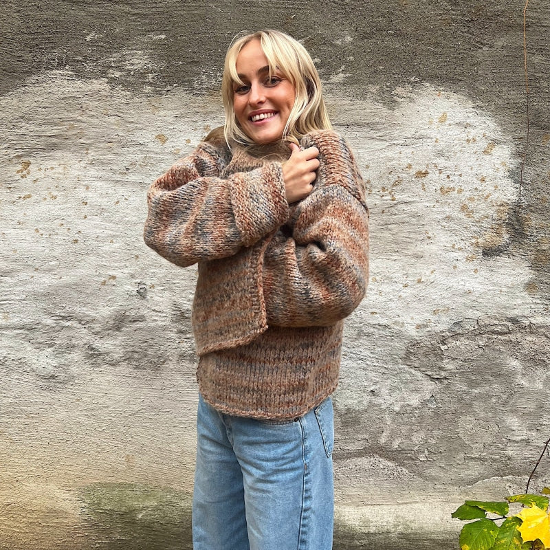 Strikk The Look: Øyunn jakke rust/kamel