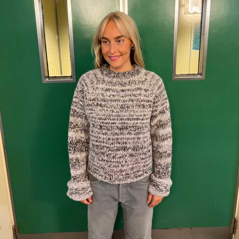 Strikk The Look: Øyunn raglan-genser natur/brun