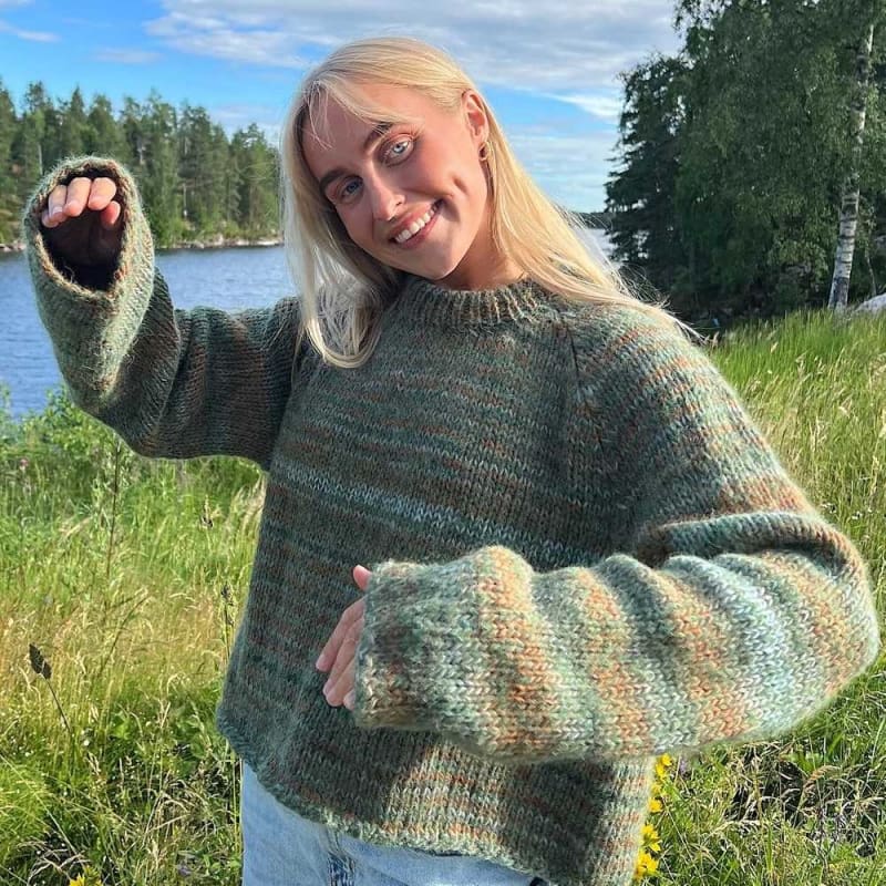 Strikk The Look: Øyunn raglan-genser oliven/rust