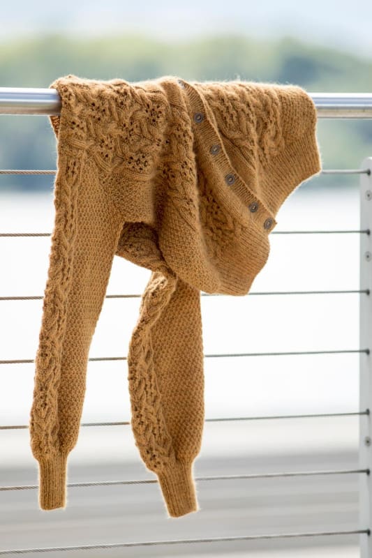 Strikk The Look: Paula-cardigan gul