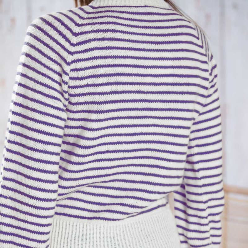 Strikk The Look: Pernilla-genser hvit/lilla