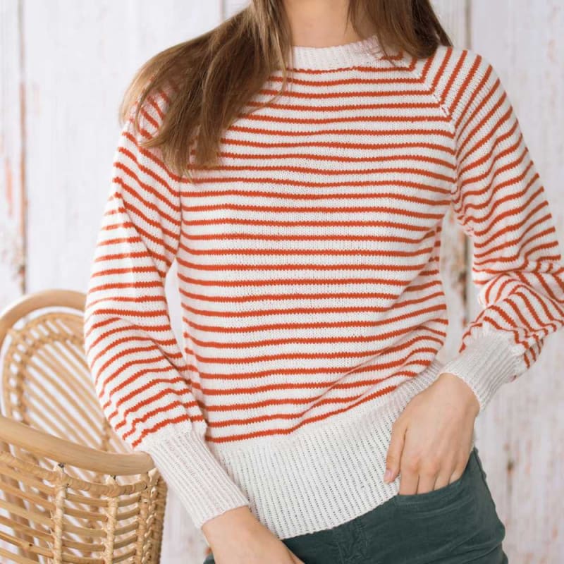 Strikk The Look: Pernilla-genser hvit/varm oransje
