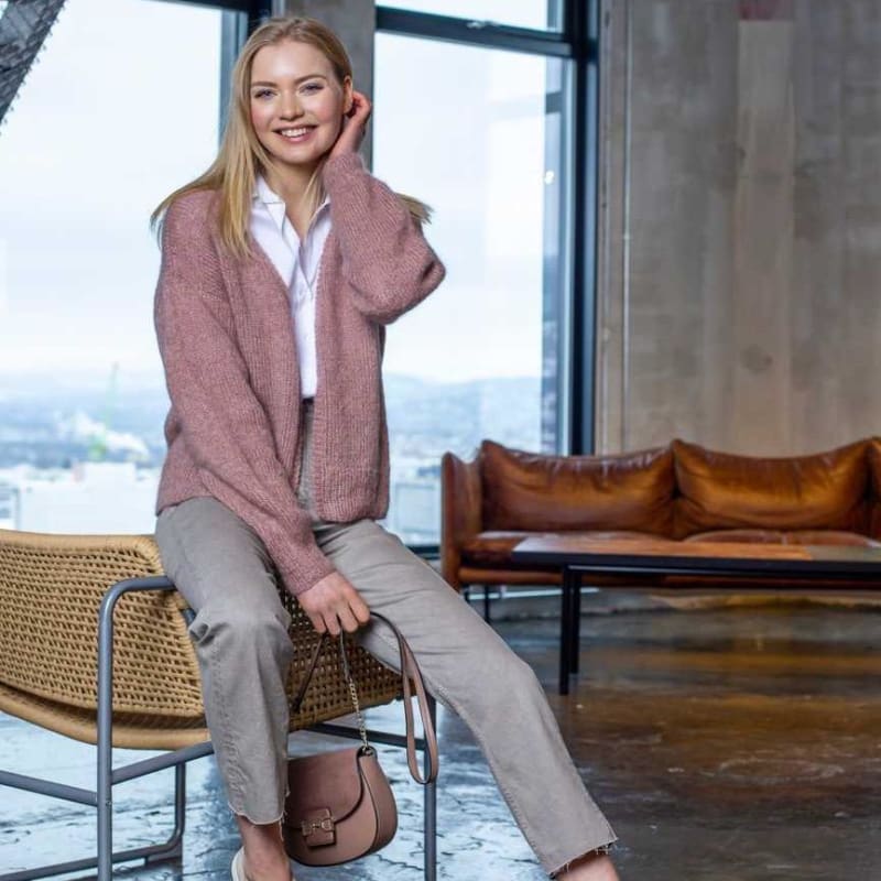 Strikk The Look: Dugg-jakke rose