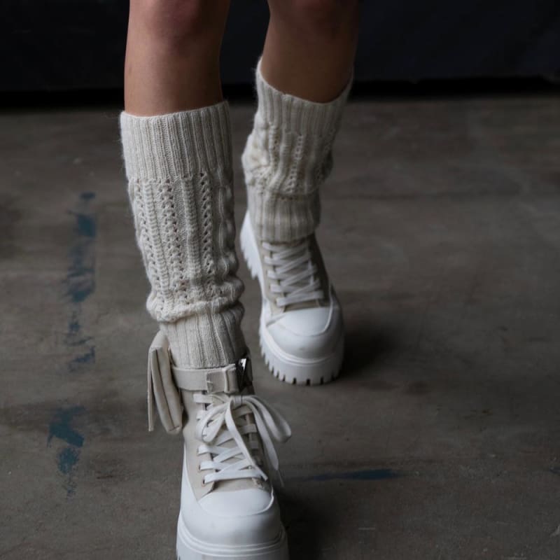 Strikk The Look: Renée-leggvarmere kort natur