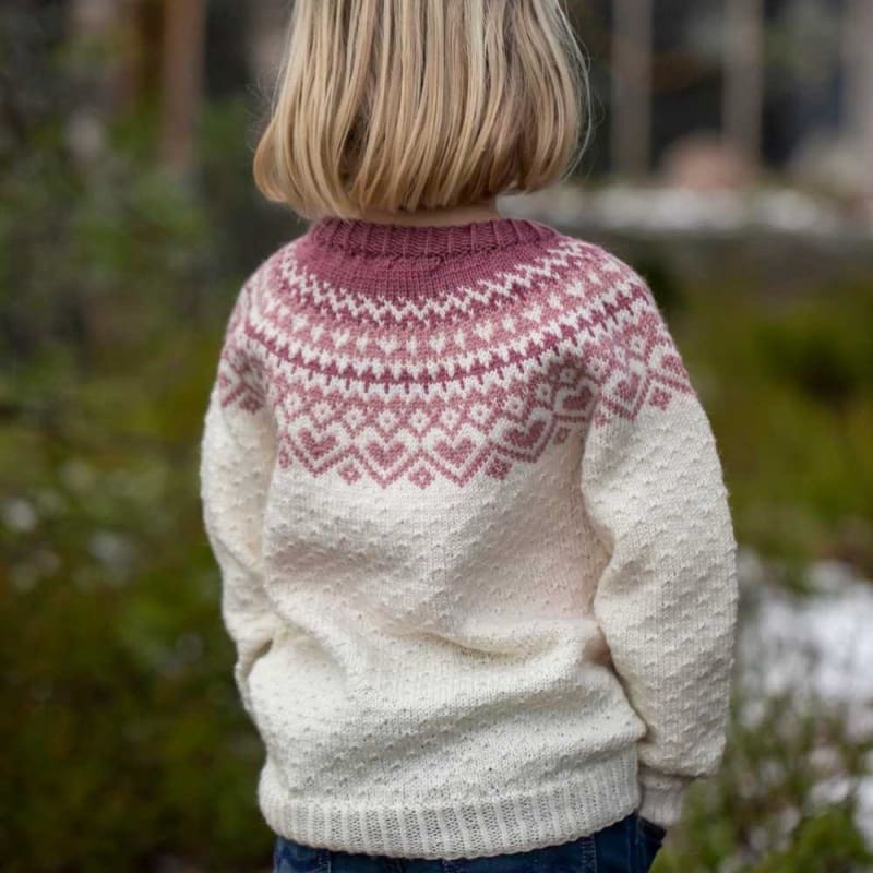 Strikk The look: Ronje-genser barn natur Katalog