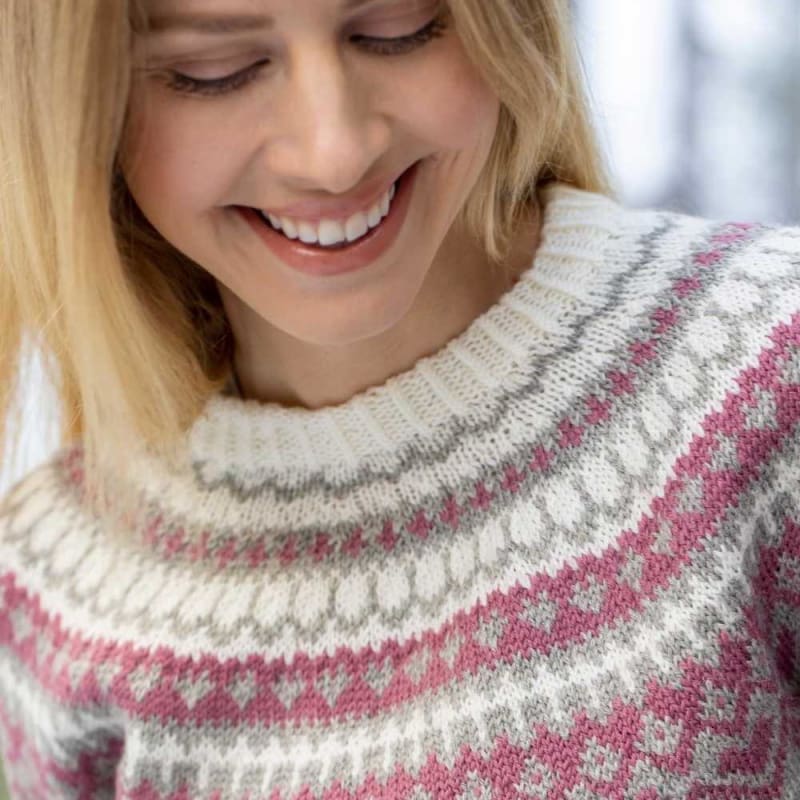 Strikk The Look: Ronje-genser grå