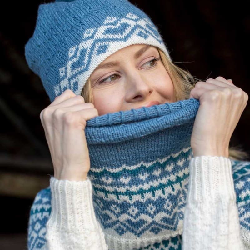Strikk The Look: Ronje lue og hals denim