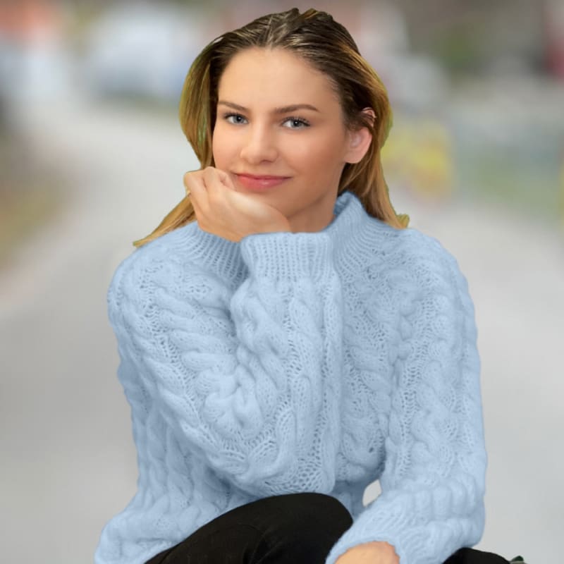 Strikk The Look: Saga-genser lys blå
