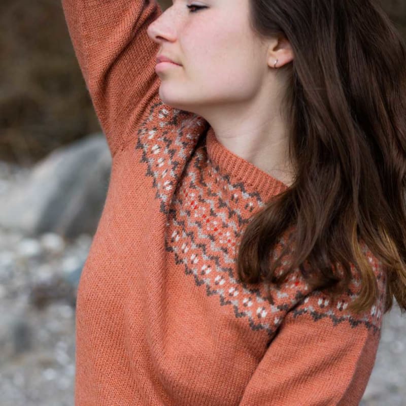 Strikk The Look: Sartira-genser dus aprikos