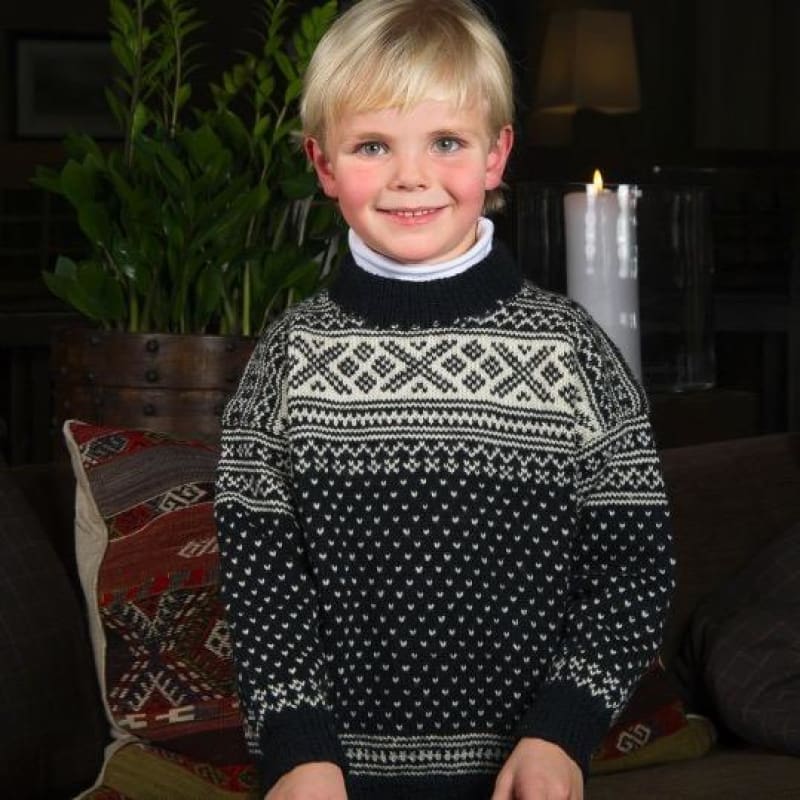 Strikk The Look: Setesdal-genser barn svart