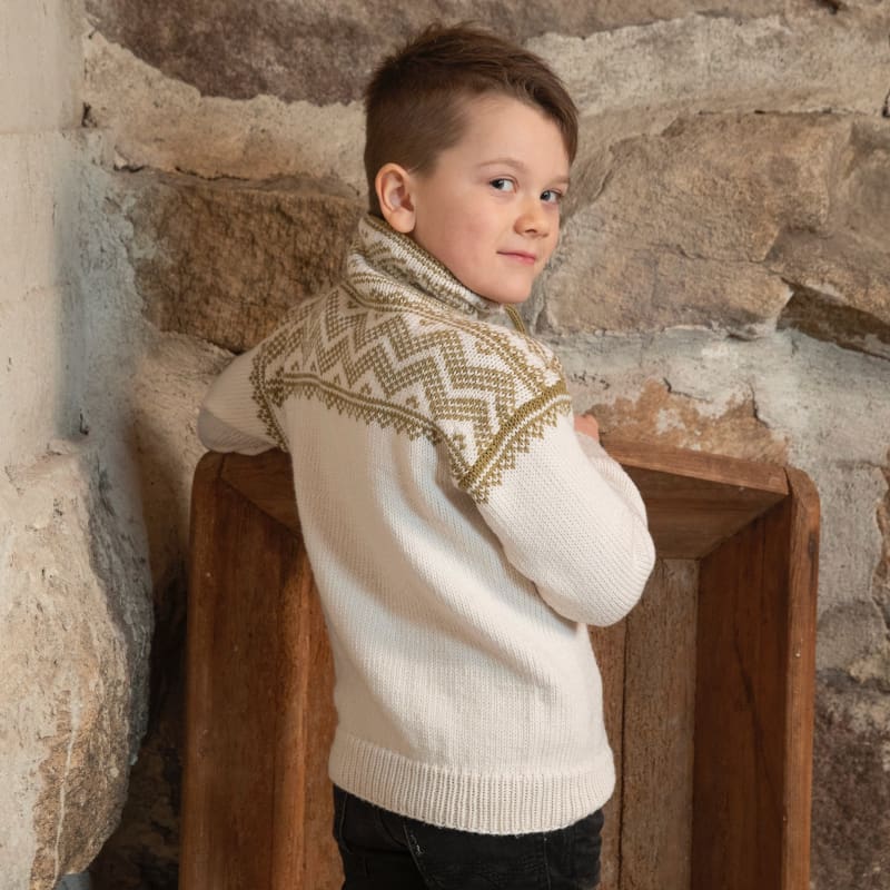 Strikk The Look: Setesdal-genser Inti hvit