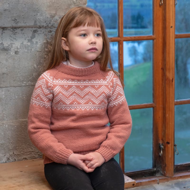 Strikk The Look: Setesdal-genser Tayo korall