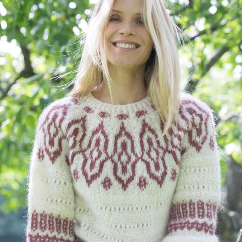 Strikk The Look: Sofie-genser natur