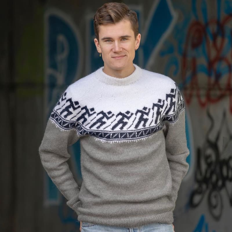 Strikk The Look: Springar-genser lys grå