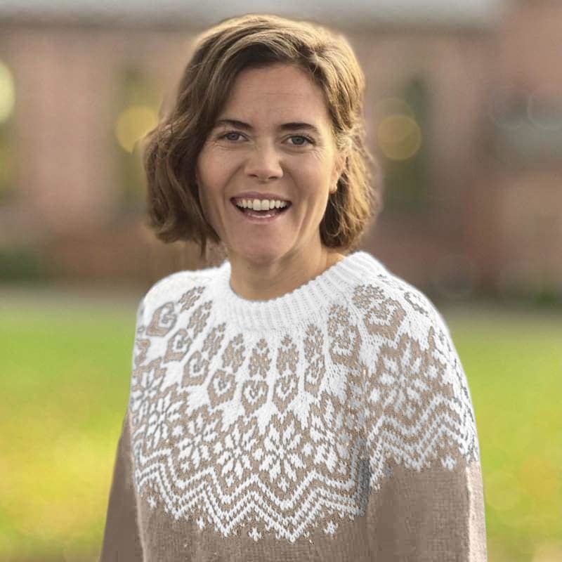 Strikk The Look: Stella-genser beige