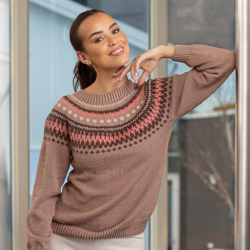 Strikk The Look : Sunset-genser valnøtt