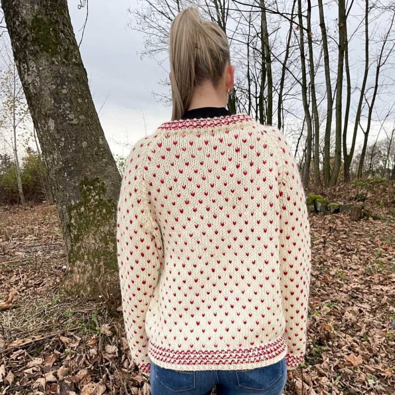 Strikk The Look: Thel-genser hvit/valmuerød