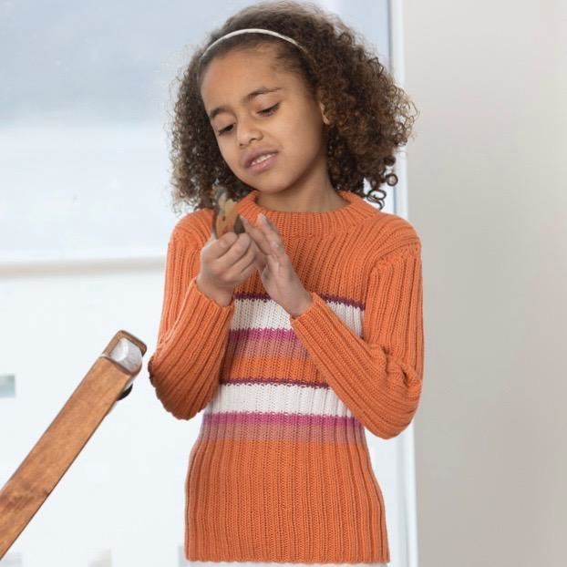 Strikk The Look: Tobias-genser i oransje