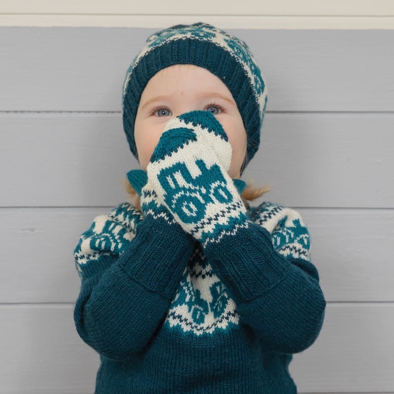 Strikk The Look: Traktor-lue og votter petrol