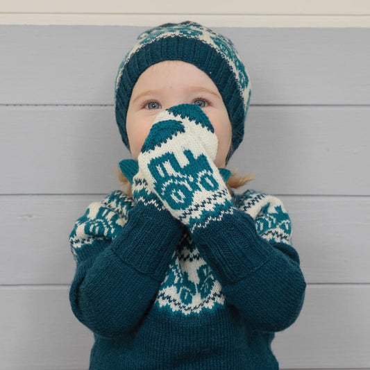 Strikk The Look: Traktor-lue og votter petrol