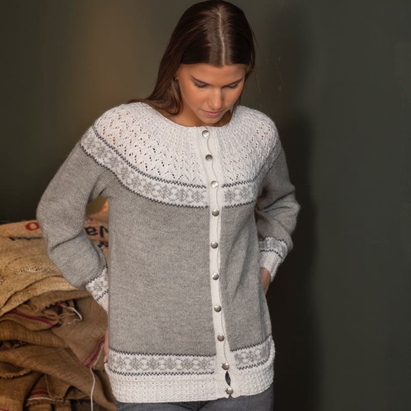 Strikk The Look: Vera-kofte grå