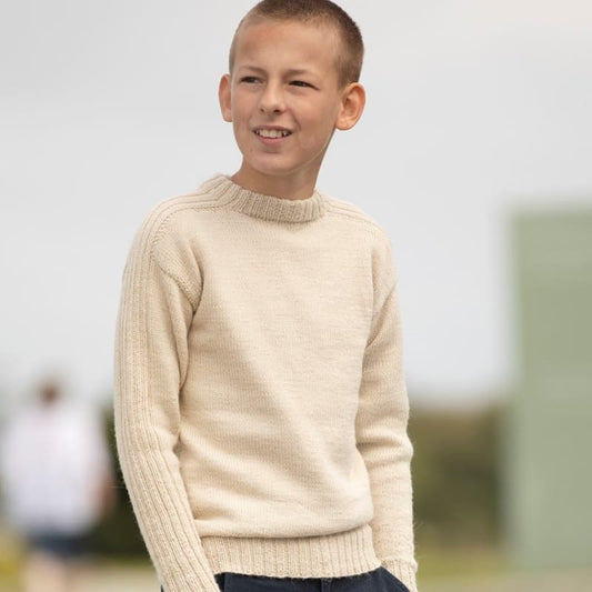 Strikk The Look: Vi-genser barn lys beige